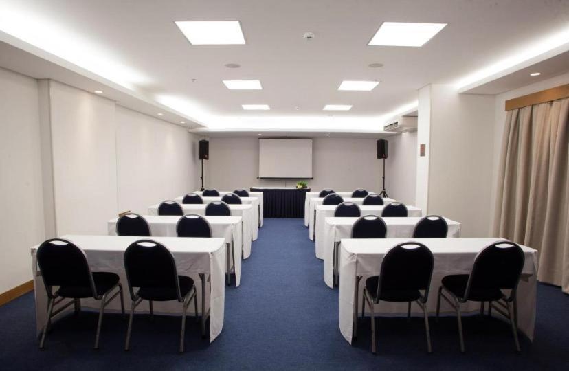 里贝朗普雷托Araucaria Flat公寓式酒店 外观 照片